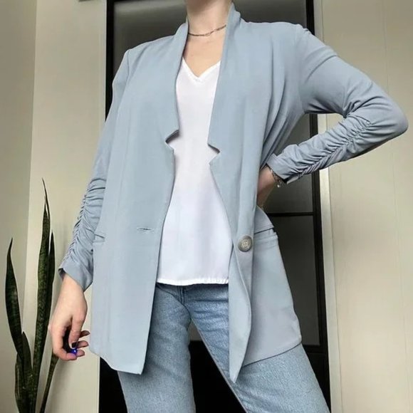 Light blue button up blazer with ruched sleeves - Picture 6 of 8